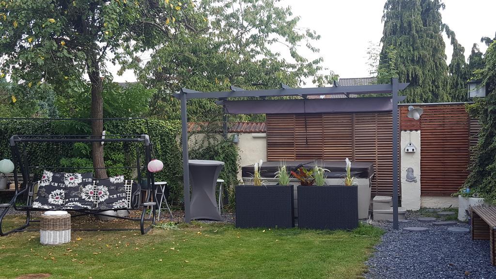 Le Bonimenteur Frühstückspension Charleroi