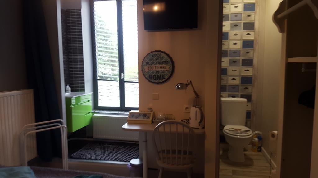 Bed & Breakfast Le Bonimenteur Charleroi